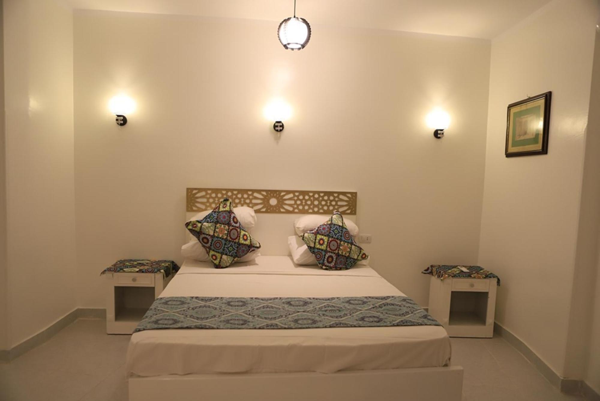 Amon Hotel Louxor Extérieur photo